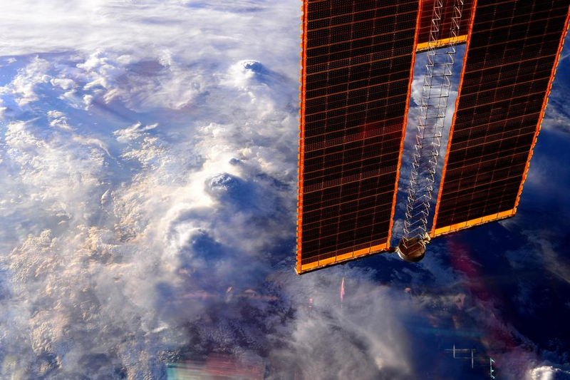 Illustration for article titled Relax In The Simple Beauty Of Our Planet In These Astronaut Photos